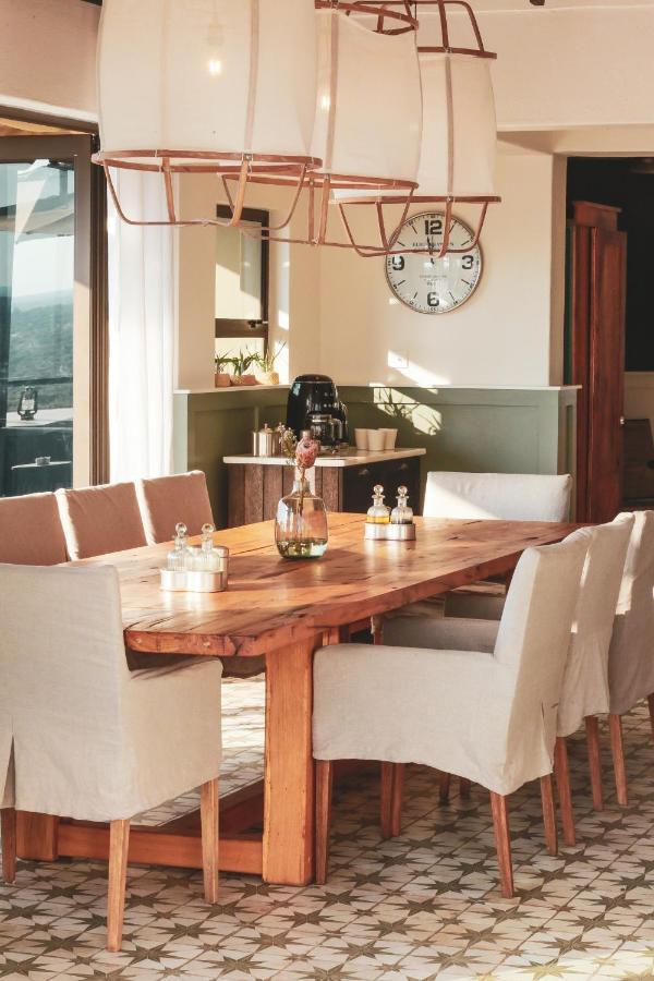 Otjiwa Safari Lodge Otjiwarongo Bagian luar foto