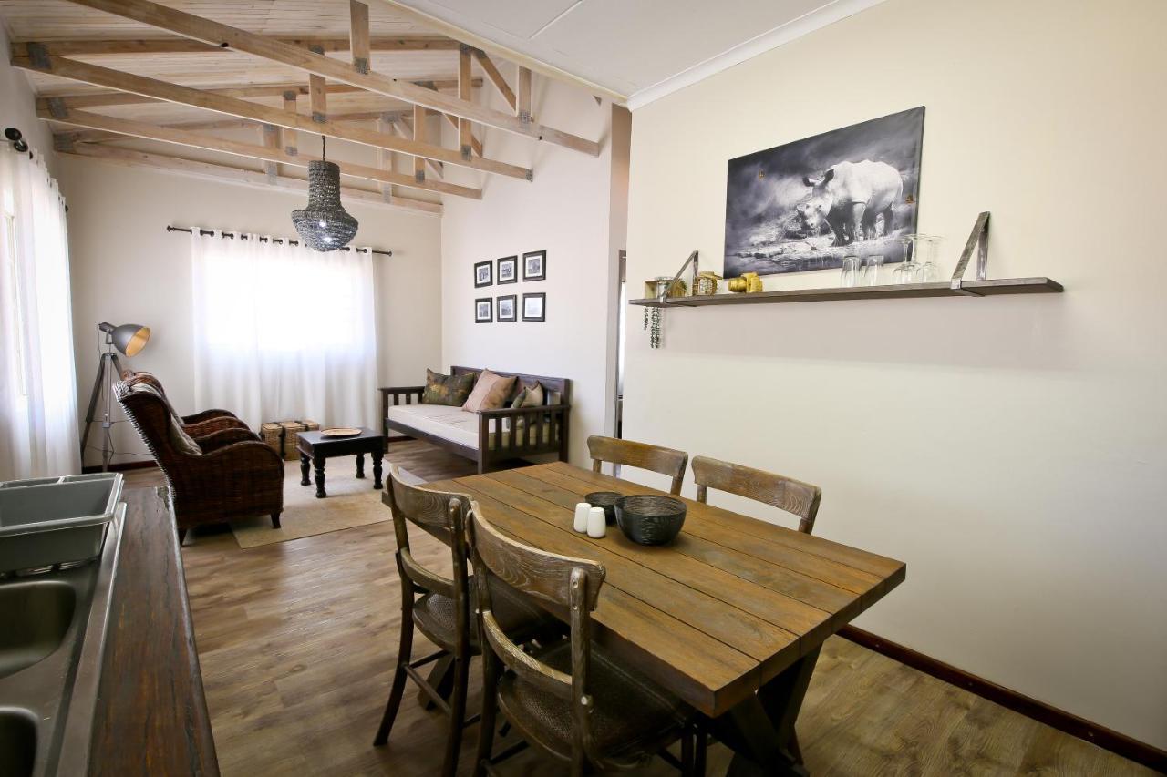 Otjiwa Safari Lodge Otjiwarongo Bagian luar foto