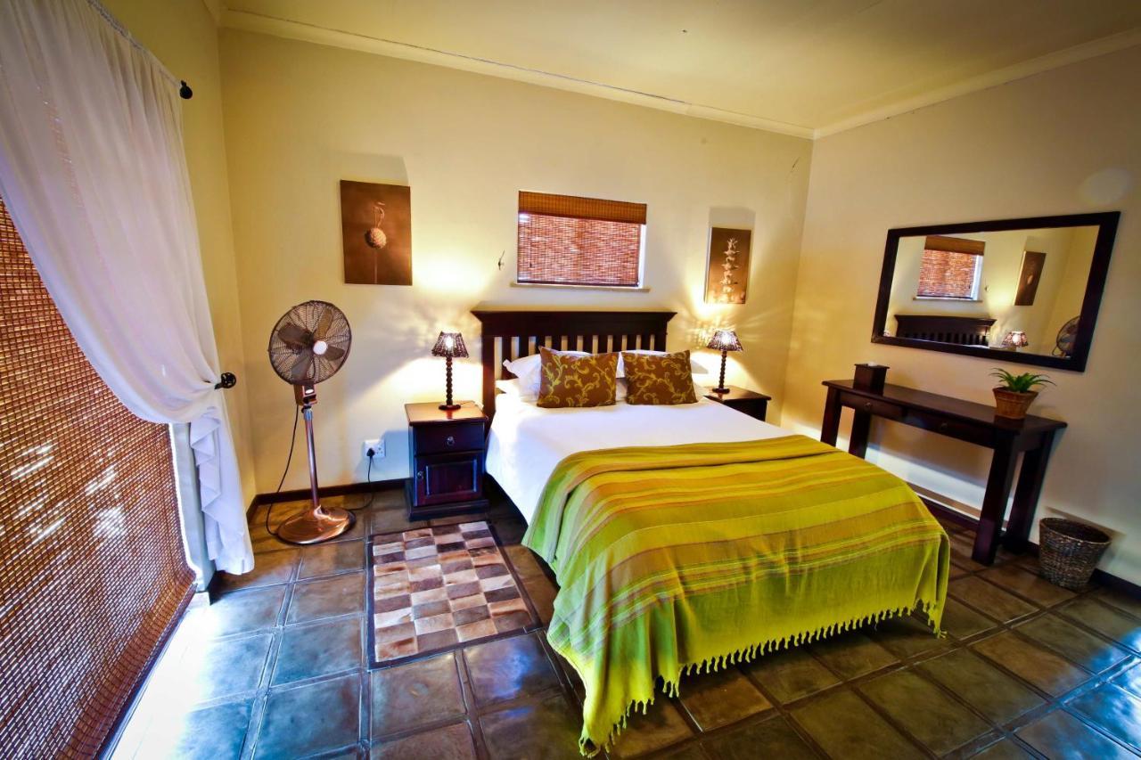 Otjiwa Safari Lodge Otjiwarongo Bagian luar foto