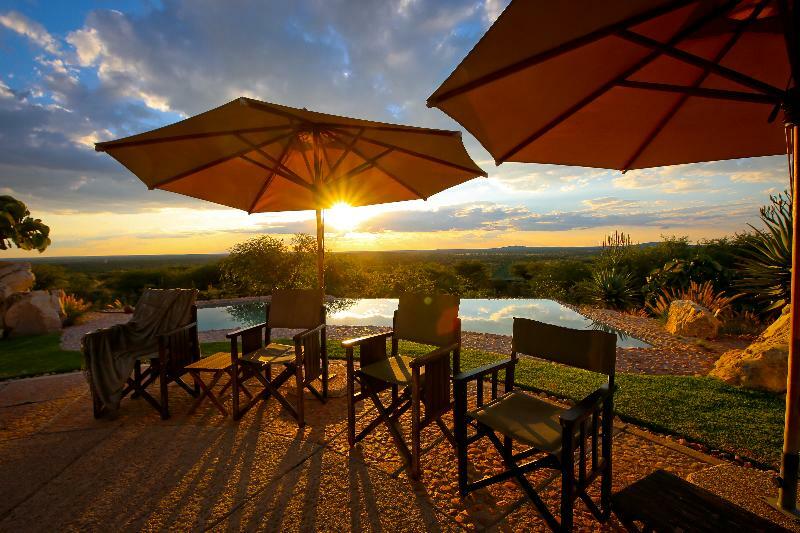 Otjiwa Safari Lodge Otjiwarongo Bagian luar foto