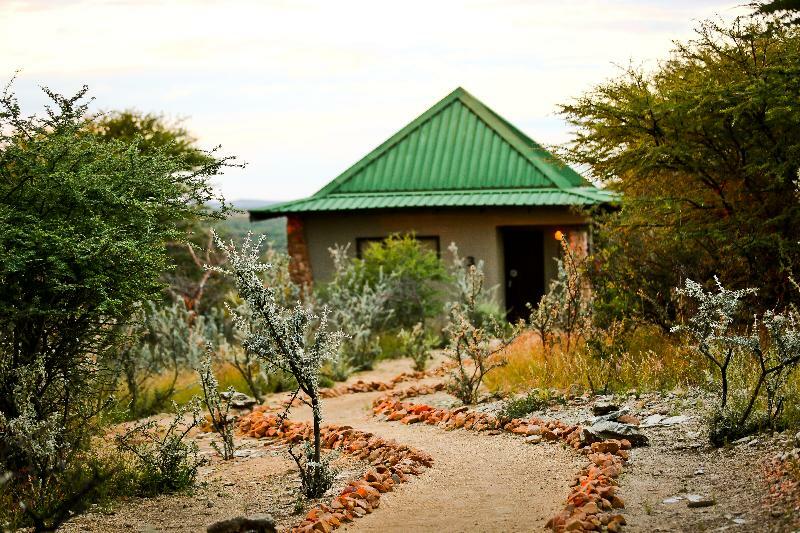 Otjiwa Safari Lodge Otjiwarongo Bagian luar foto